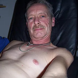 me again gallery image