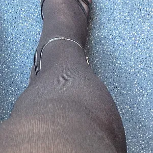 Catsuit Beine und Füße Galeriebild