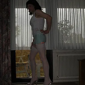 Mein neues Nuttenoutfit Galeriebild
