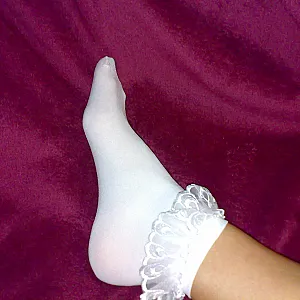 sweet feet gallery image