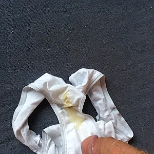 wanking over dirty string gallery image