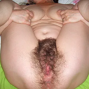hairy pussy gallery image