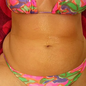 Bikinispalte... Galeriebild