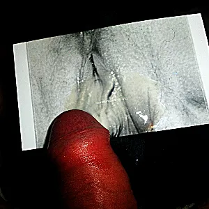 Muschi von TM 87 voll gespritzt. Galeriebild