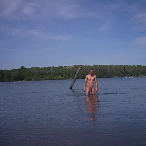 Das erste Bild von einfach_iche's Galerie - Nackt am Stoteler See Teil 3