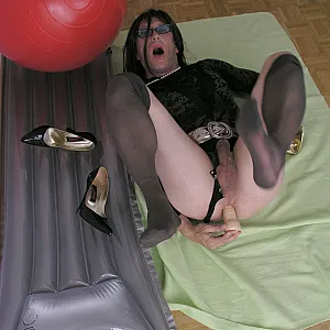 Caroline mit Dildo Galeriebild
