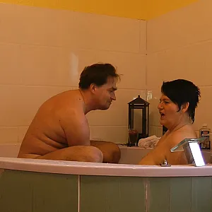 Lunchtime FUCKing in BATHTUB gallery image