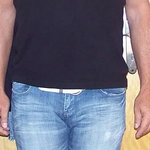 Hers gallery image