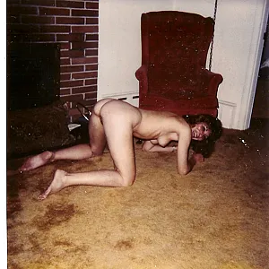 Horny Slut Galeriebild