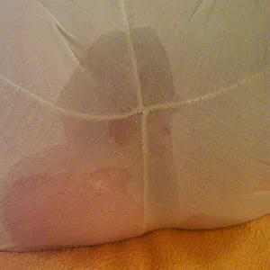 horny peeing gallery image
