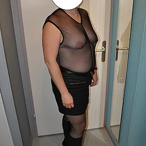 LINGERIE gallery image