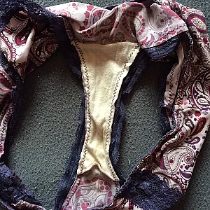 Slip getragen und voll gespritzt Galeriebild
