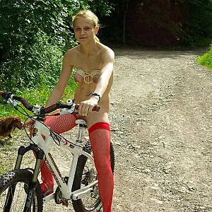 Biking nude Day 2010 gallery image