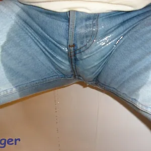 In meine Jeans pissen Galeriebild