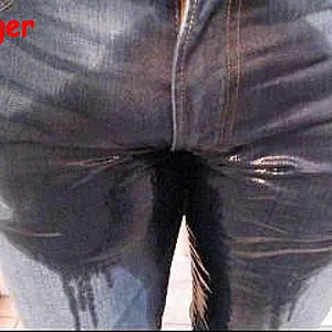 In meine Jeans pissen Galeriebild