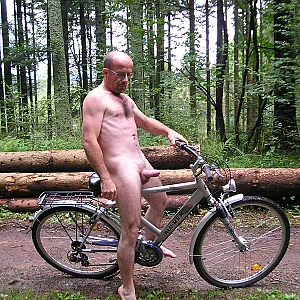 un tour en foret Galeriebild