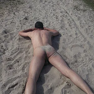 chilling gallery image