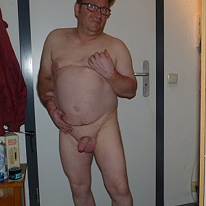 Er steht bei 55Paul55 Galeriebild