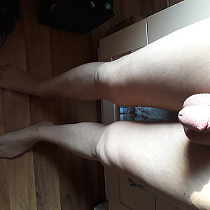 pantyhose and red toes gallery image