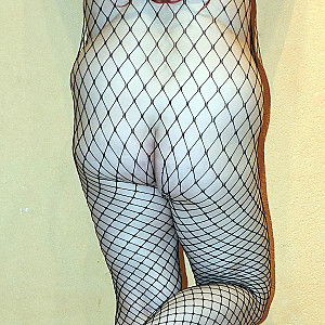 Sexy in Fishnetz mit Heels Zeigegeil Galeriebild