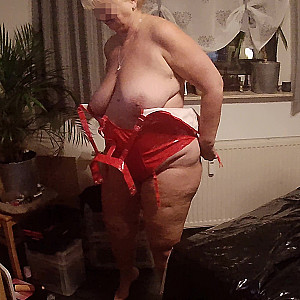 First image of skorstier6368's Gallery - horny bitch getting dressed up