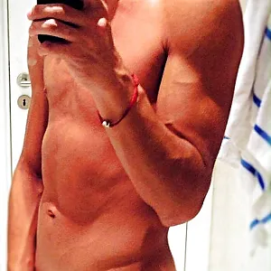 me nude gallery image