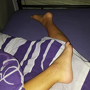 feet, leg, ass gallery image