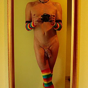 Selfies gallery image