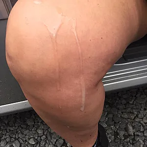 cum on me gallery image