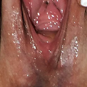 hot pee gallery image
