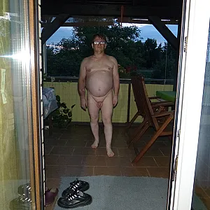 nude at home gallery image