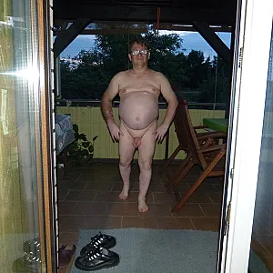nude at home gallery image