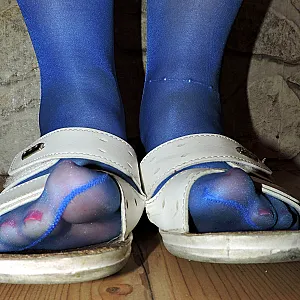First image of Paar0365's Gallery - blue and sexy