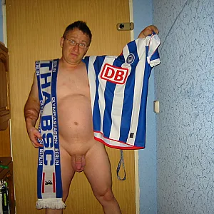 55Paul55  Nackt und Hertha BSC Fan Galeriebild