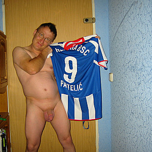 55Paul55  Nackt und Hertha BSC Fan Galeriebild