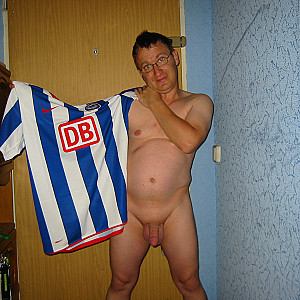 55Paul55  Nackt und Hertha BSC Fan Galeriebild