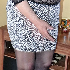 nylons easter gallery image