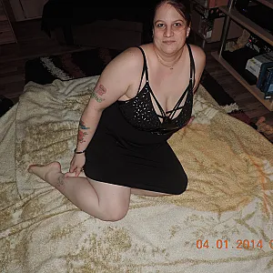 chastely gallery image