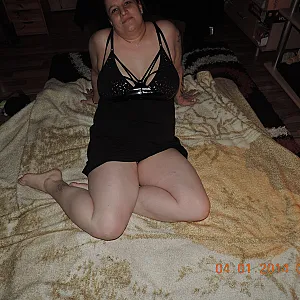 chastely gallery image