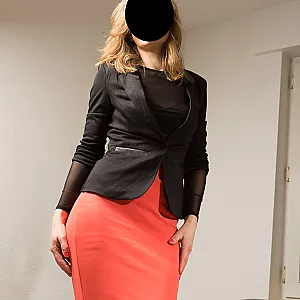 Striptease gallery image