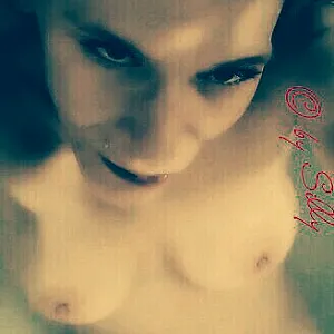 Silly8 gallery image