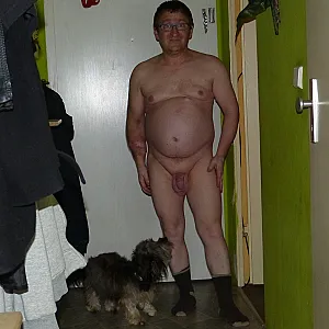 55Paul55 ist nackt mit Hausteir Galeriebild