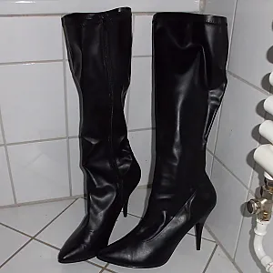 boots gallery image