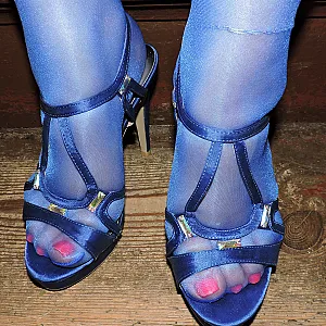 blue nylons gallery image