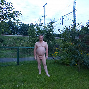Nackt in mein Garten 55Paul55 Galeriebild