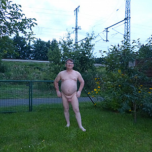 Nackt in mein Garten 55Paul55 Galeriebild