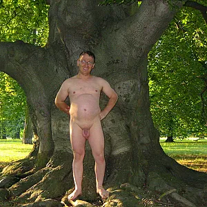 paul nude gallery image