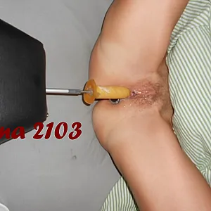 tina and her fuckmachine gallery image