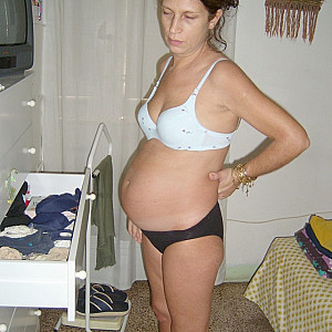 HOT ITALIAN PREGNANT Galeriebild