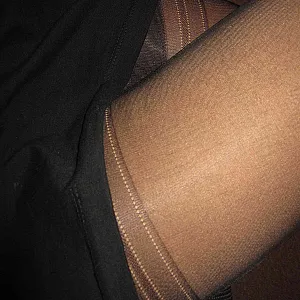 Bespritzte Nylons und Stiefel Galeriebild